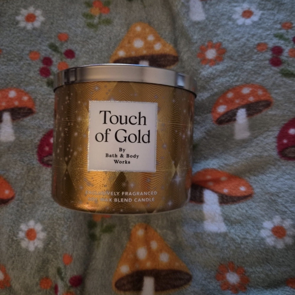 Bath & Body Works Touch of Gold Candle